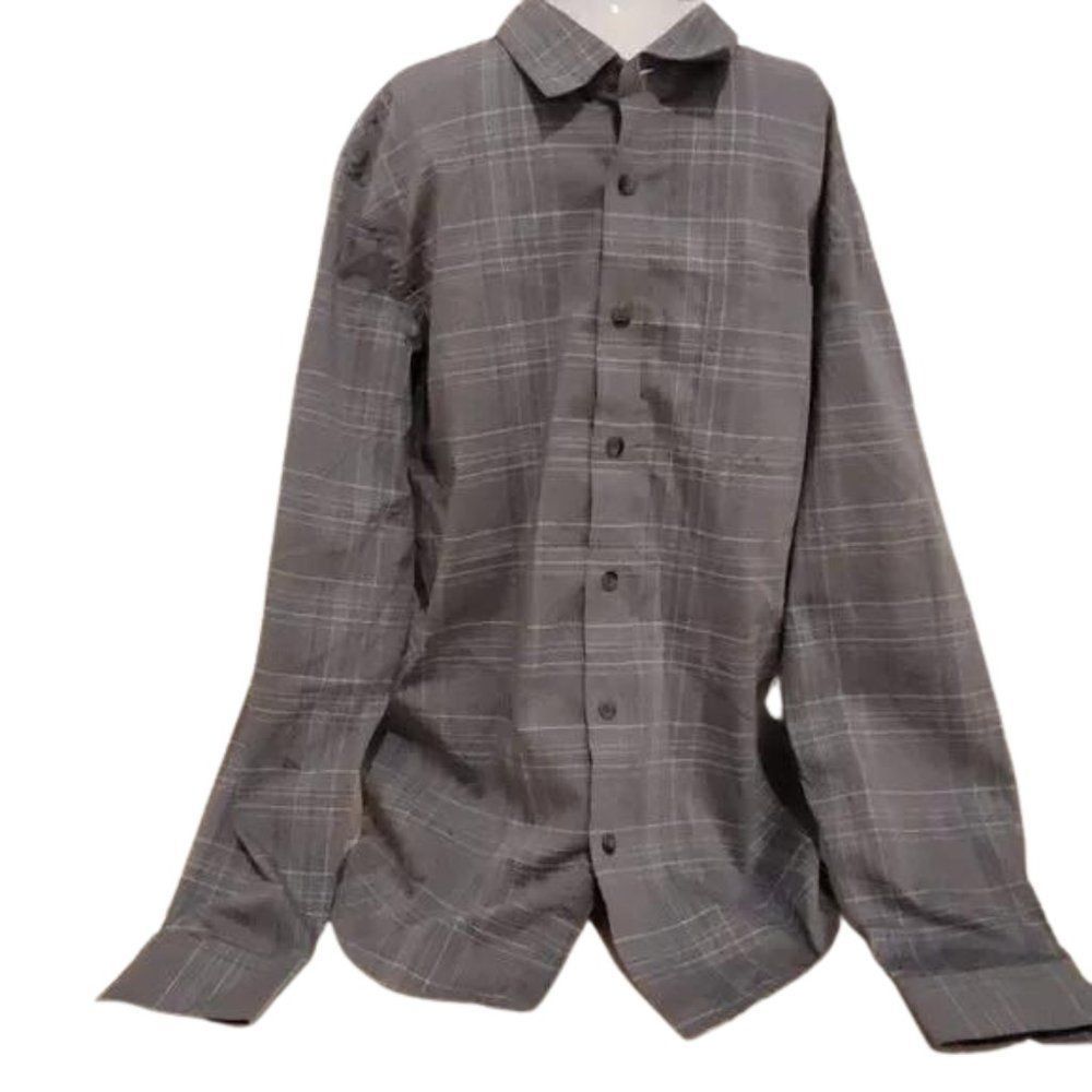 Oakley Men's long sleeve dress shirt button up.  Gray and sized Medium